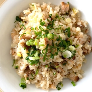 余ったチャーシューで☆焼豚チャーハン☆簡単節約焼飯